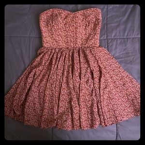 Floral strapless dress